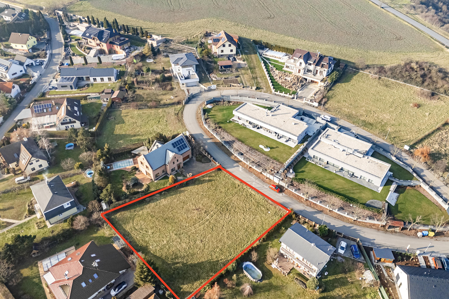Prodej stavebního pozemku 1 530 m² — photo 2