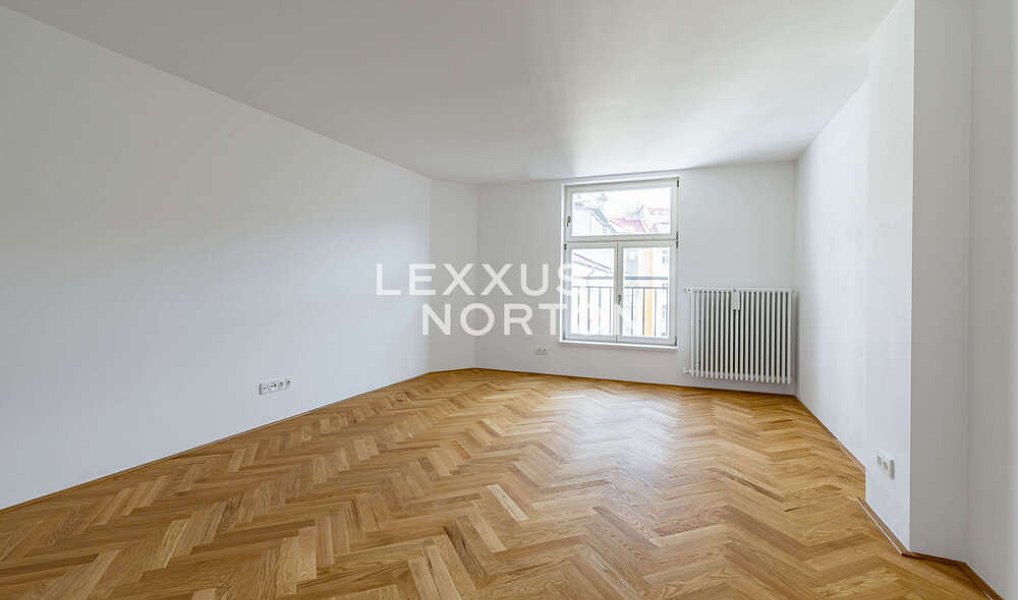Prodej bytu 1+kk 32 m², Praha – náhled fotky 2