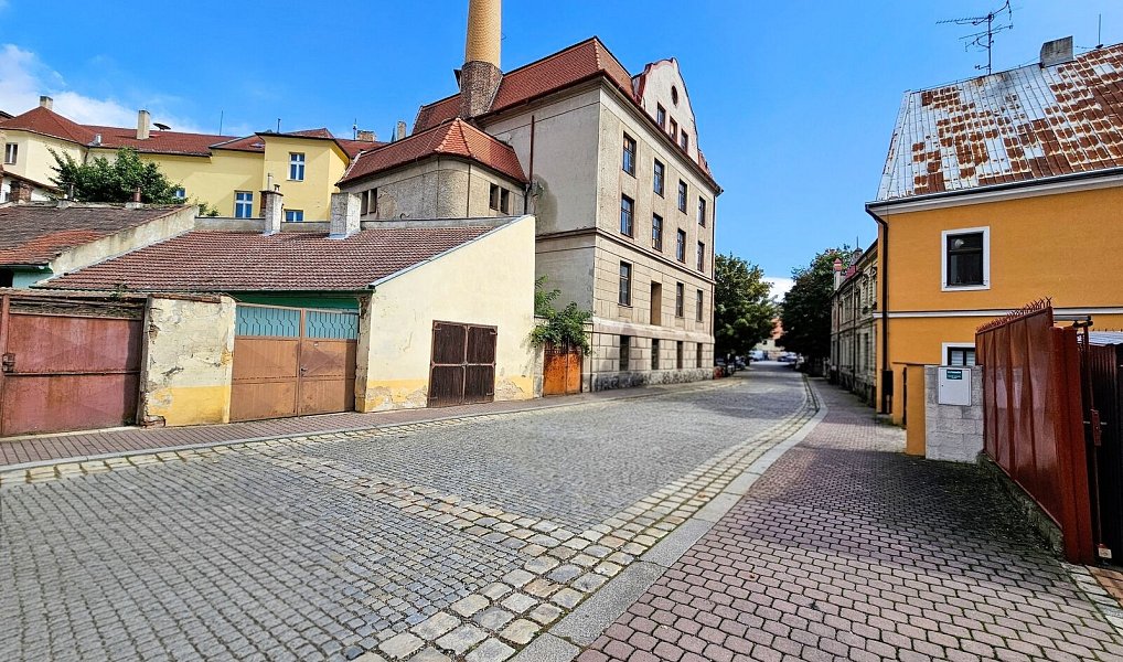 Prodej skladovacích prostor 2 000 m², Žatec – náhled fotky 25