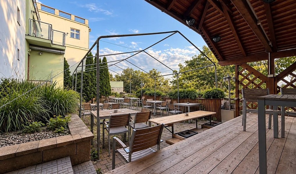 Pronájem restaurace 229 m², Louny – náhled fotky 11