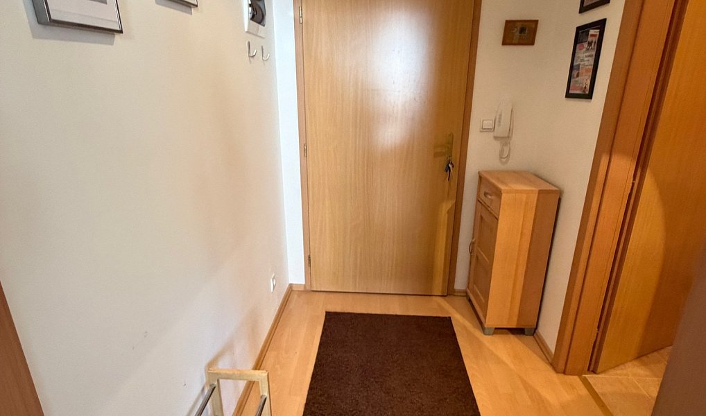 Prodej bytu 1+kk 27 m², Šestajovice – náhled fotky 4