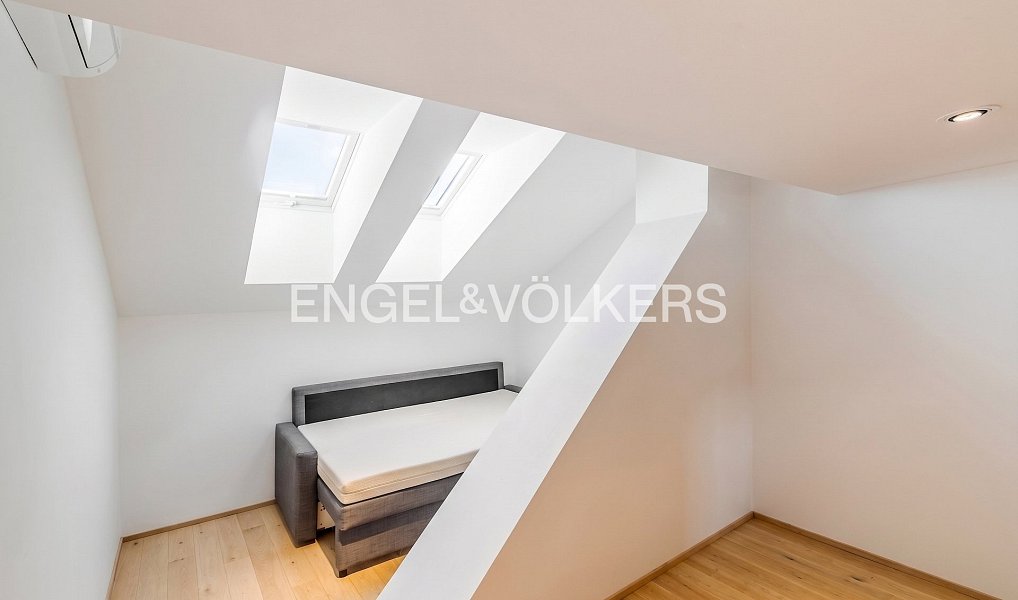 Pronájem bytu 3+kk 123 m², Praha – náhled fotky 9