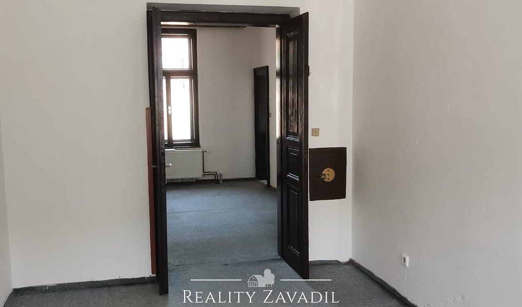 Pronájem kanceláře 36 m², Hradec Králové – náhled fotky 5