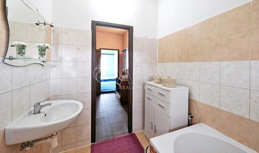 Prodej domu 287 m² s pozemkem 412 m², Postoloprty – náhled fotky 48
