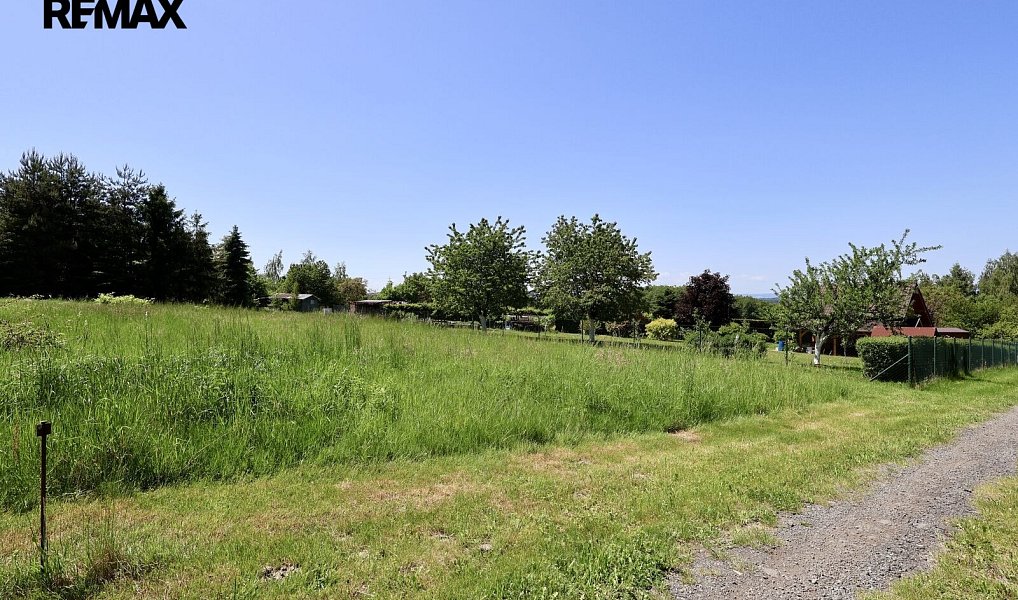 Prodej stavebního pozemku 800 m², Hukvaldy – náhled fotky 4