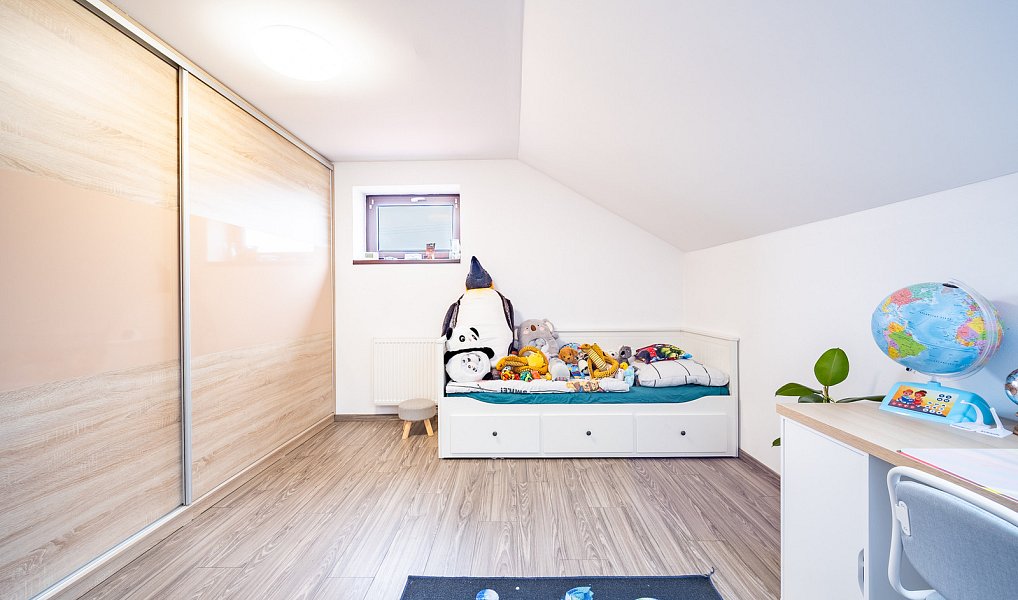 Prodej domu 155 m² s pozemkem 737 m², Rožďalovice – náhled fotky 27