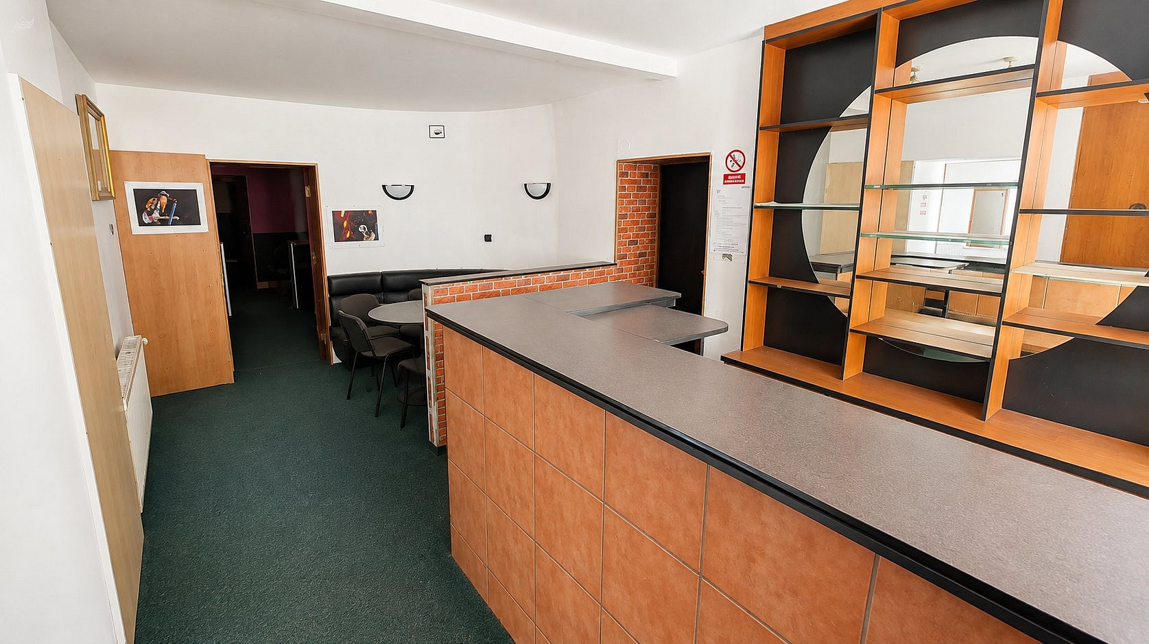 Pronájem obchodních prostor 80 m²