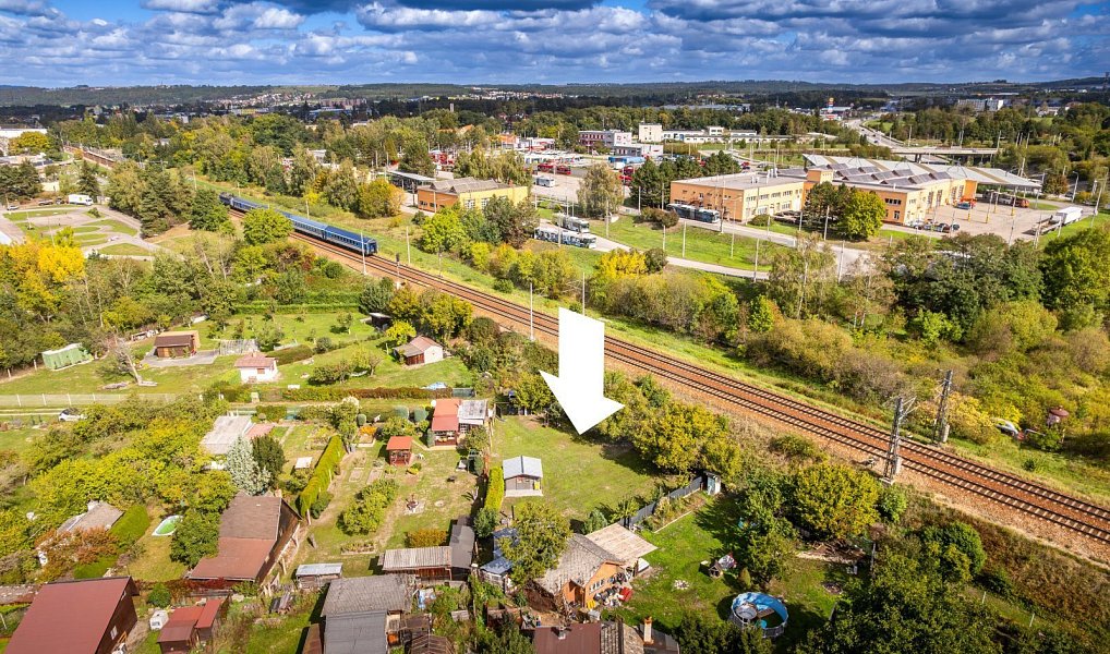 Prodej zahrady 587 m², České Budějovice – náhled fotky 2