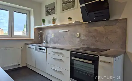 Pronájem bytu 2+kk 54 m², 28. října, Znojmo