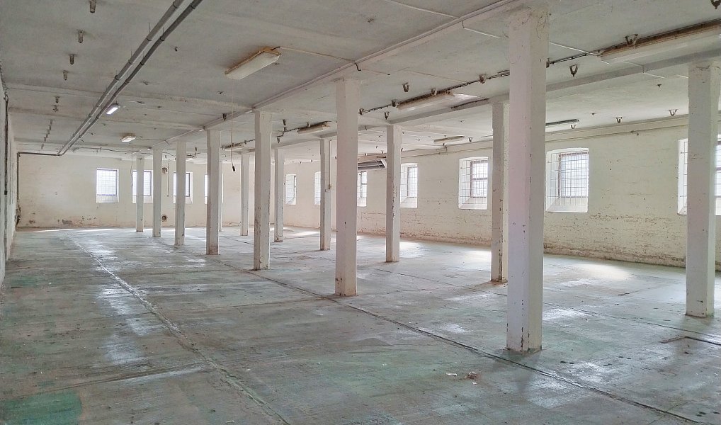 Pronájem skladovacích prostor 413 m², Hradec Králové – náhled fotky 13
