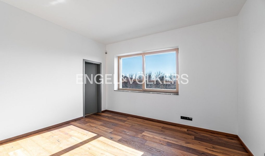 Pronájem domu 195 m² s pozemkem 605 m², Praha – náhled fotky 10