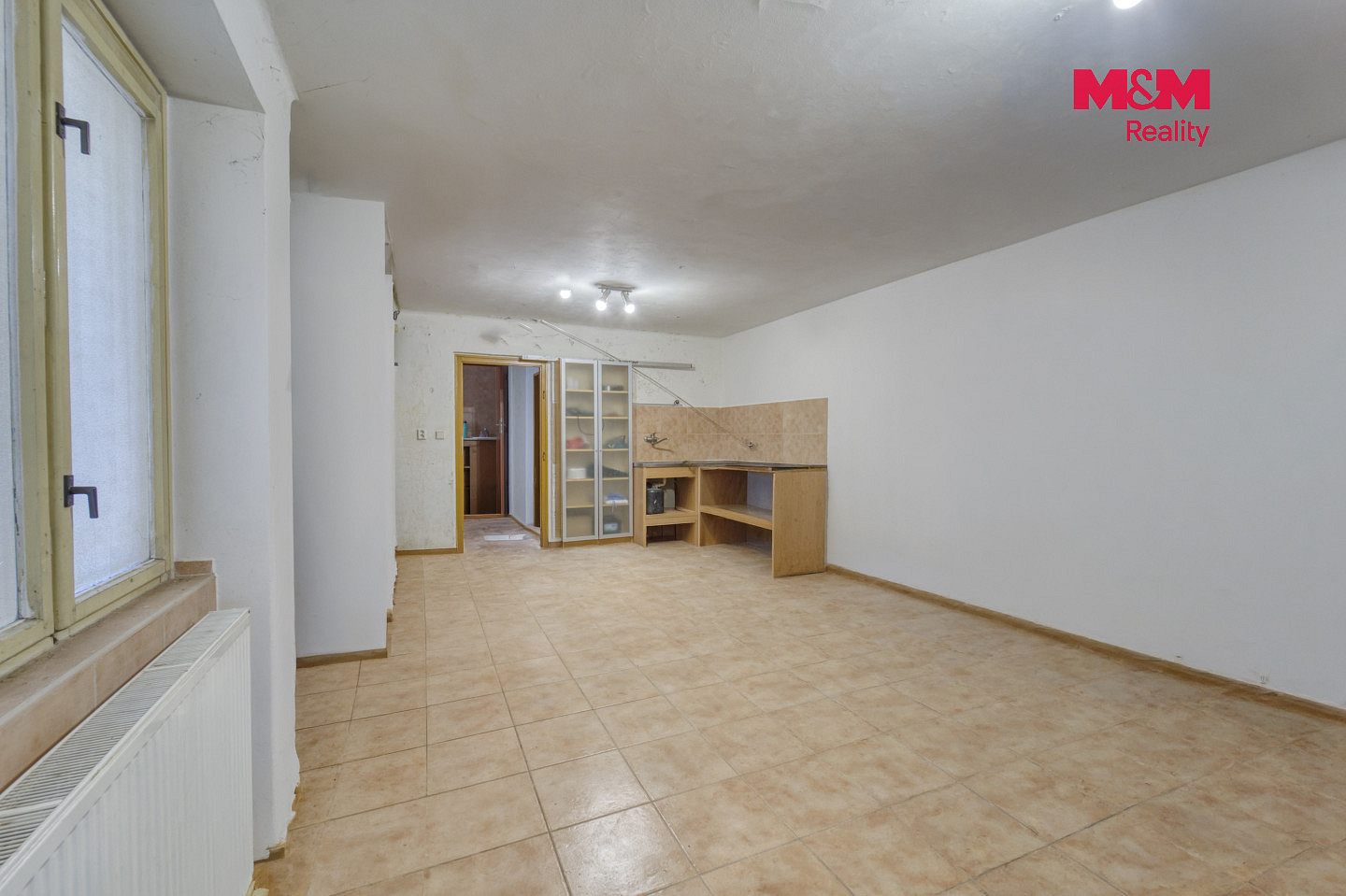 Prodej domu 230 m² s pozemkem 945 m² – fotografie 3
