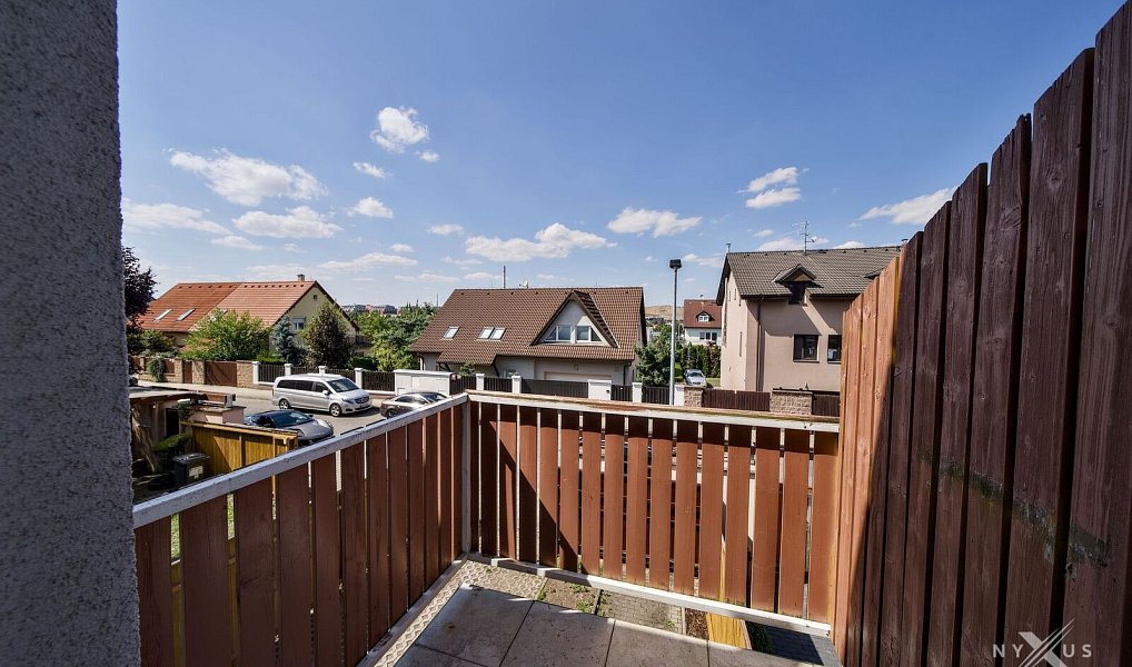 Pronájem domu 324 m² s pozemkem 287 m², Praha – náhled fotky 23