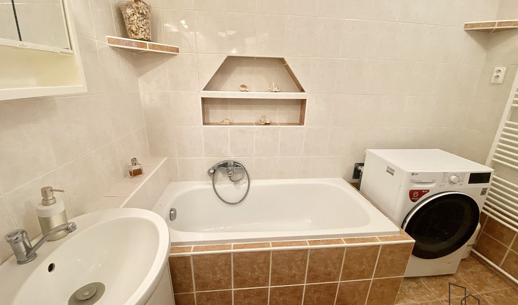 Pronájem bytu 3+1 84 m², Olomouc – náhled fotky 9