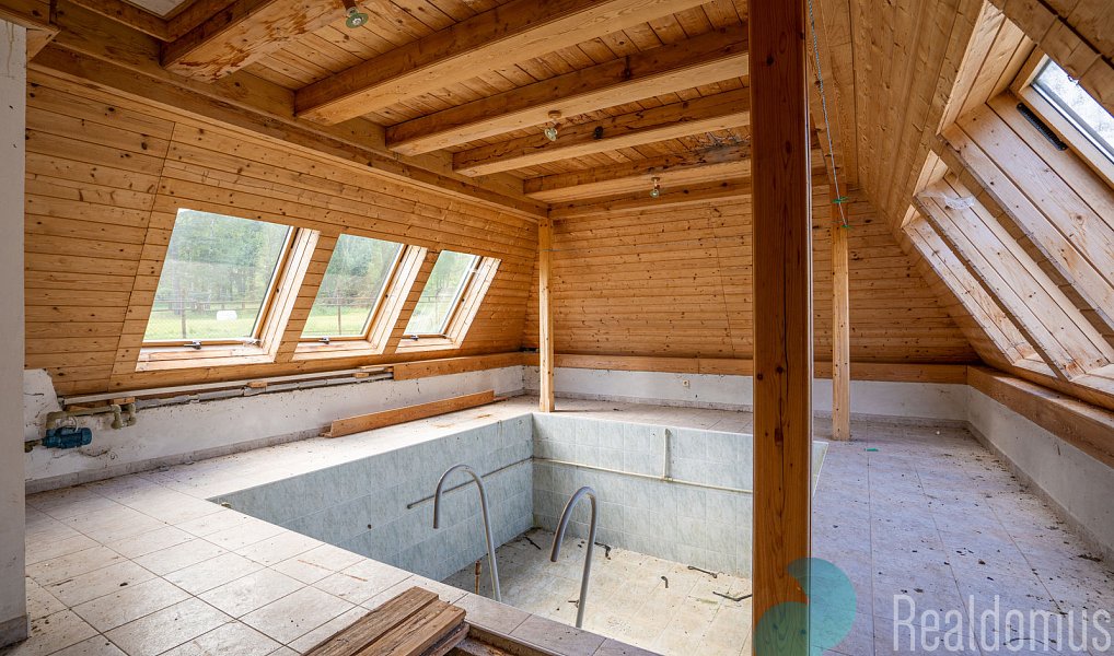Prodej zemědělského objektu 1 300 m², Dolní Třebonín – náhled fotky 11