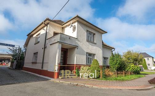 Prodej domu 400 m² s pozemkem 516 m², Babice, okres Uherské Hradiště