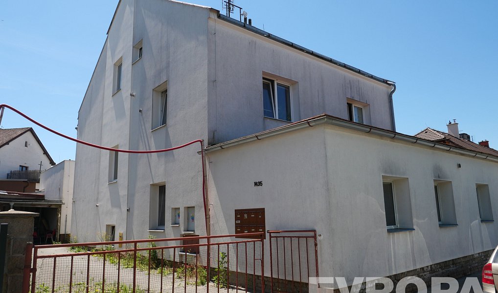 Prodej domu 368 m² s pozemkem 608 m², Havlíčkův Brod – náhled fotky 2