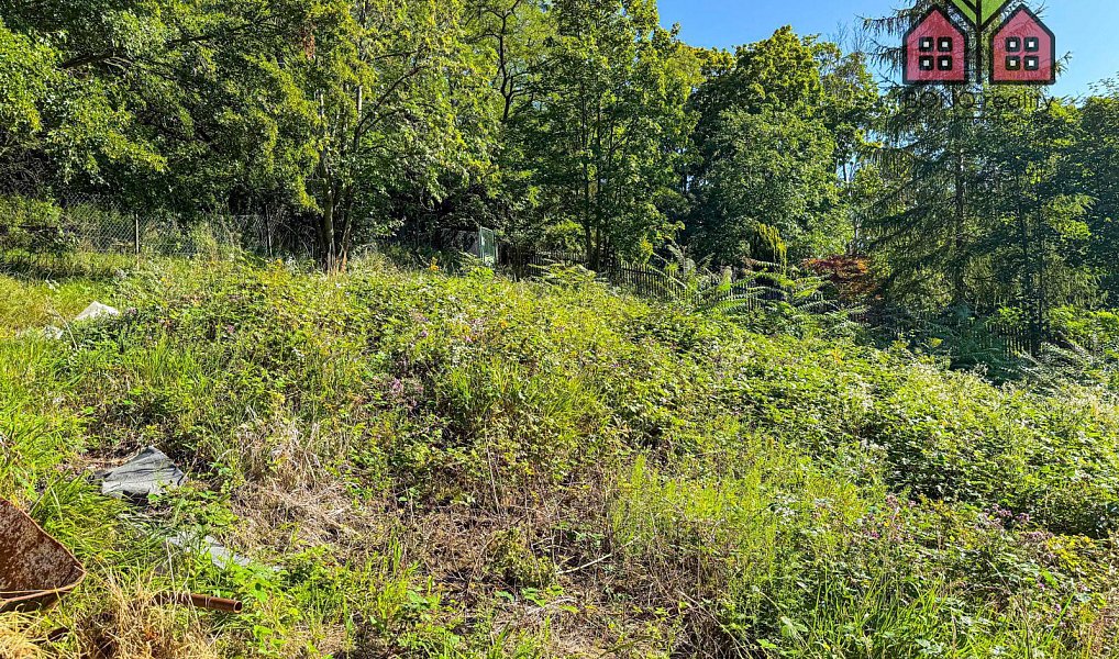 Prodej zahrady 1 002 m², Dolní Zálezly – náhled fotky 7