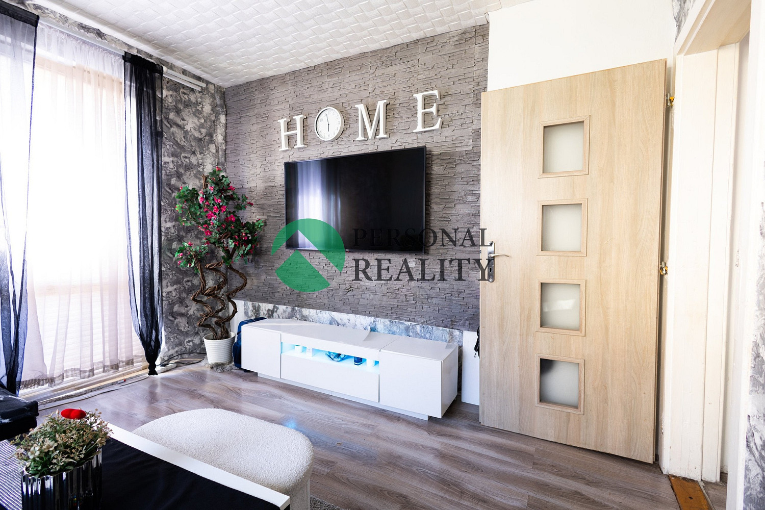 Prodej domu 200 m² s pozemkem 432 m²