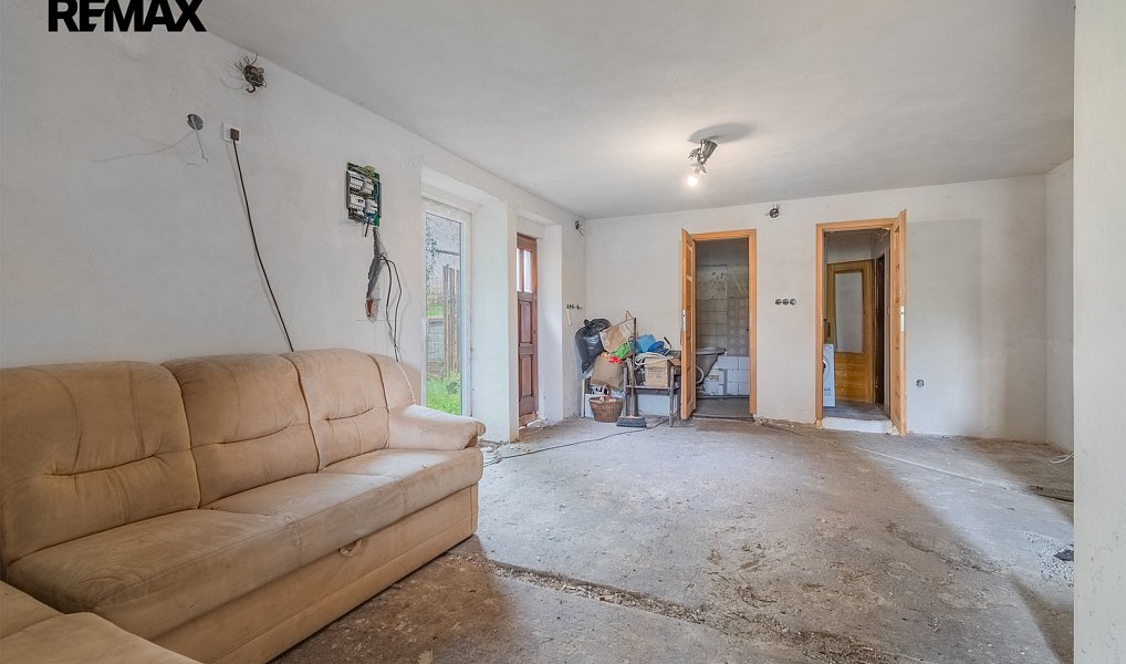 Prodej domu 207 m² s pozemkem 1 227 m², Lnáře – náhled fotky 32