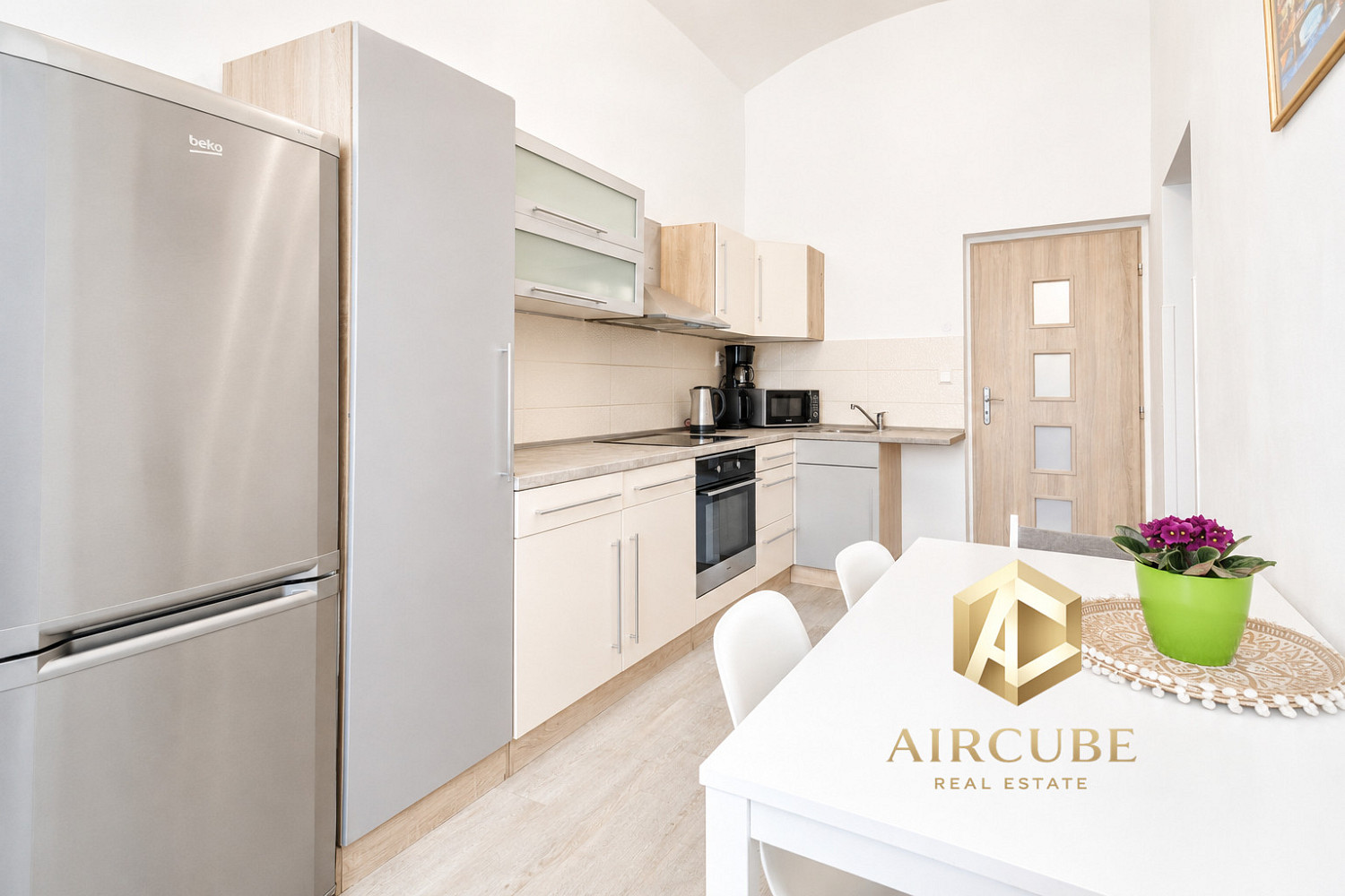 Pronájem bytu 2+kk 45 m² – fotografie 2