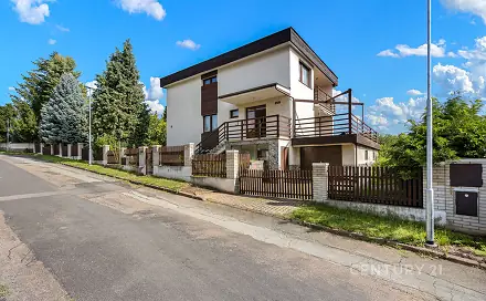 Prodej domu 321 m² s pozemkem 842 m², Polepy, okres Kolín
