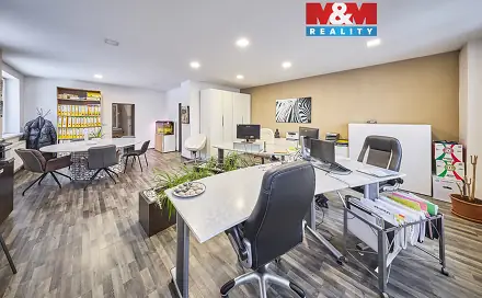 Prodej obchodních prostor 1 667 m², Trutnov - Horní Staré Město