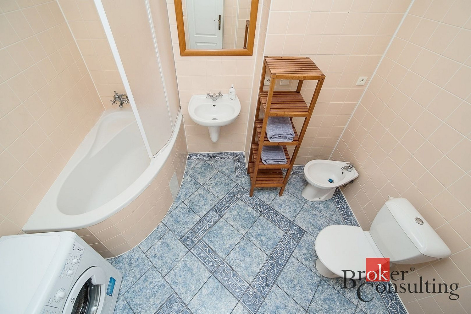 Pronájem bytu 3+kk 102 m² – fotografie 3