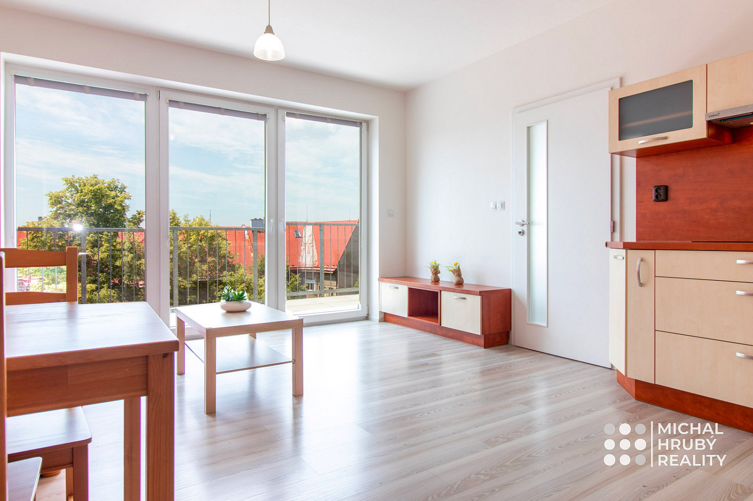 Pronájem bytu 2+kk 52 m² - Widok 2