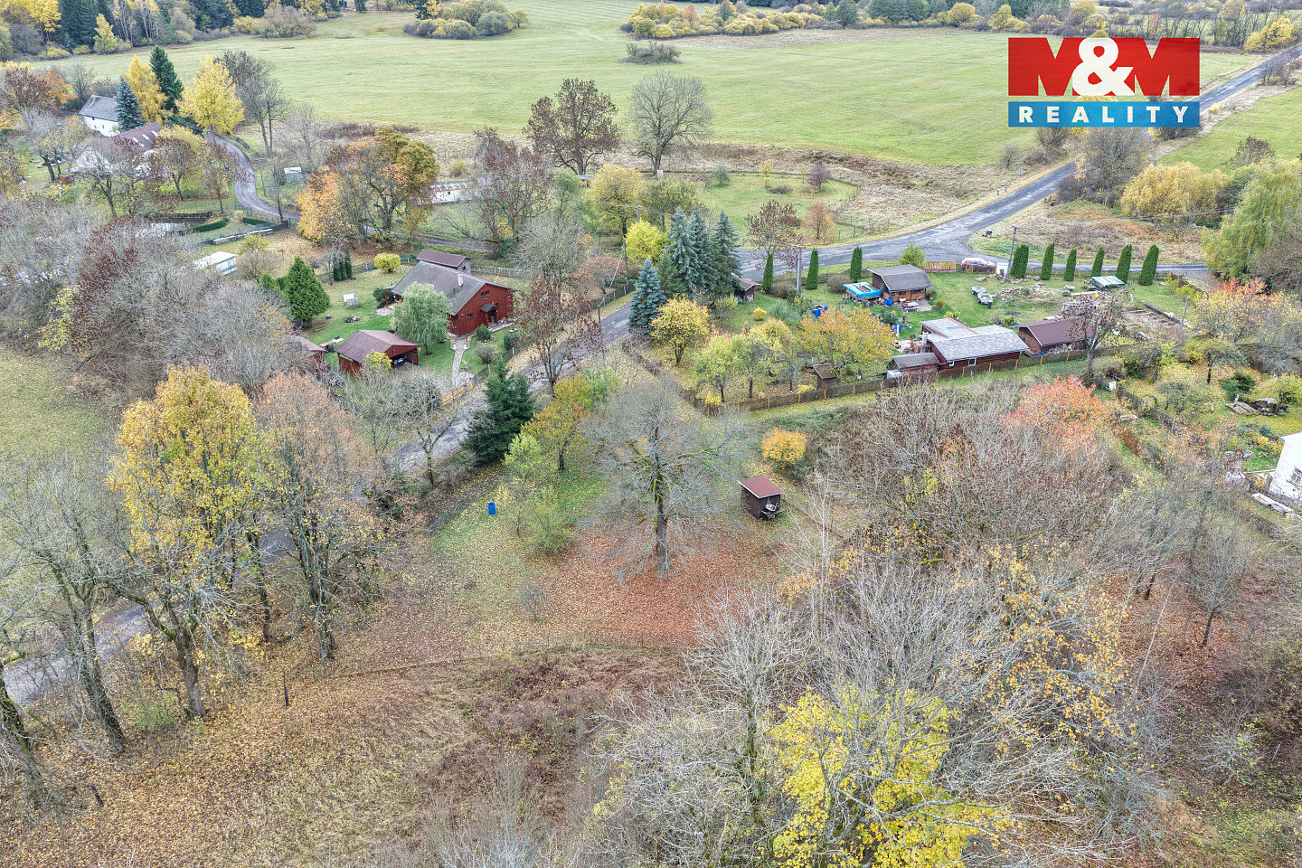 Prodej stavebního pozemku 1 060 m² – další