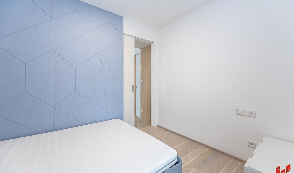 Pronájem bytu 2+kk 44 m², Praha – náhled fotky 9