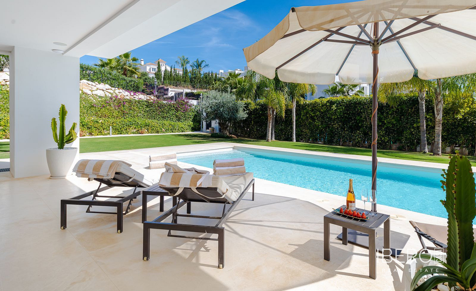 Casa 7+kk – Marbella, Nueva Andalucía - Vista 4