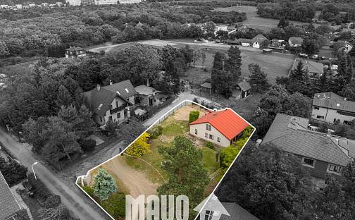 Prodej stavebního pozemku 972 m², U žlábku, Praha 5 - Lipence