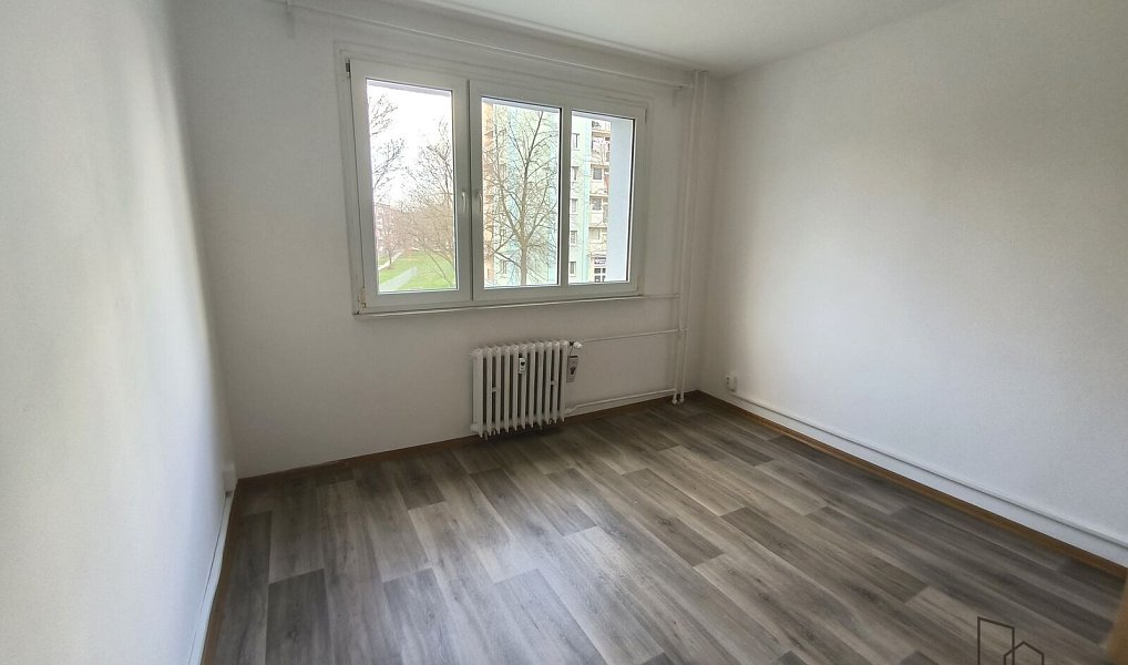 Pronájem bytu 2+1 40 m², Bílina – náhled fotky 6