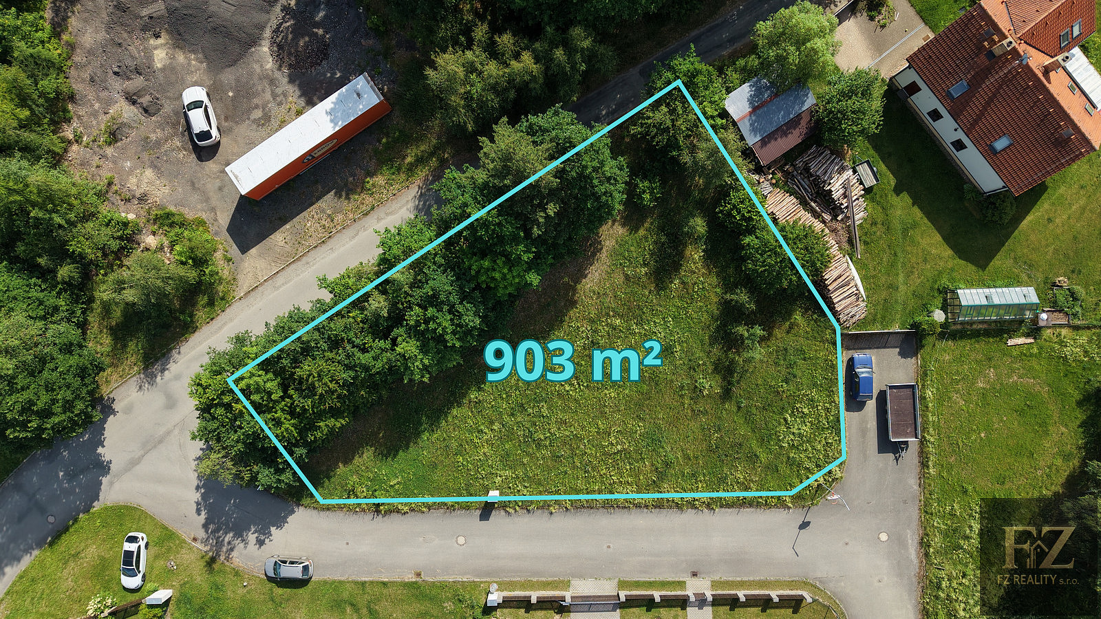 Prodej stavebního pozemku 903 m²