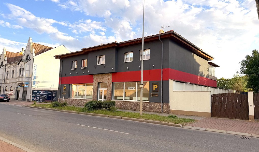 Pronájem komerčního prostoru, 137 m², Uhříněves - Praha 22, Praha