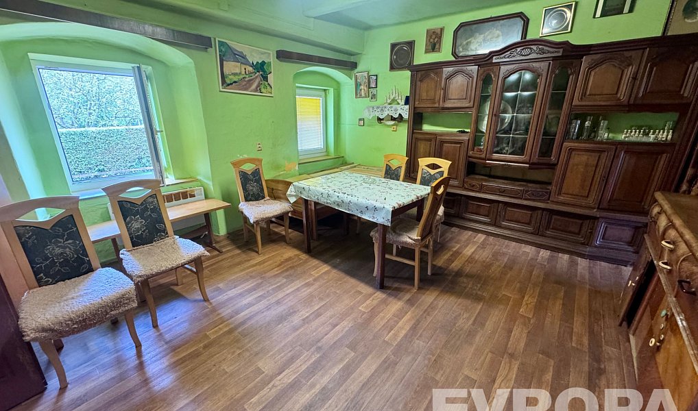Prodej domu 105 m² s pozemkem 203 m², Poběžovice – náhled fotky 8