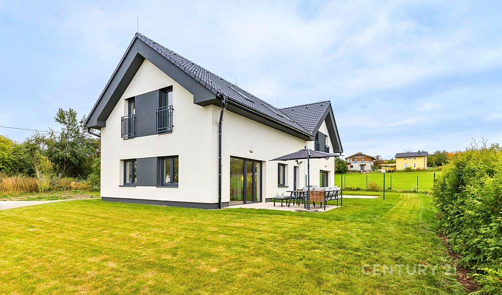 Prodej domu 113 m² s pozemkem 405 m², Škvorec – fotka 1 z 21