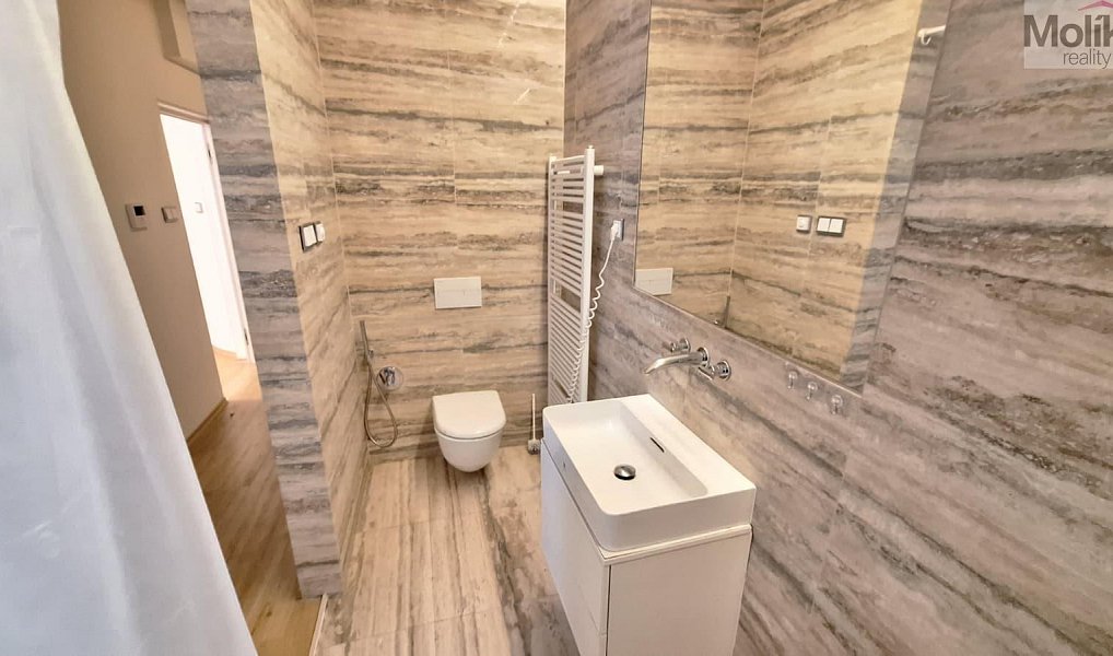 Prodej domu 425 m² s pozemkem 425 m², Teplice – náhled fotky 4