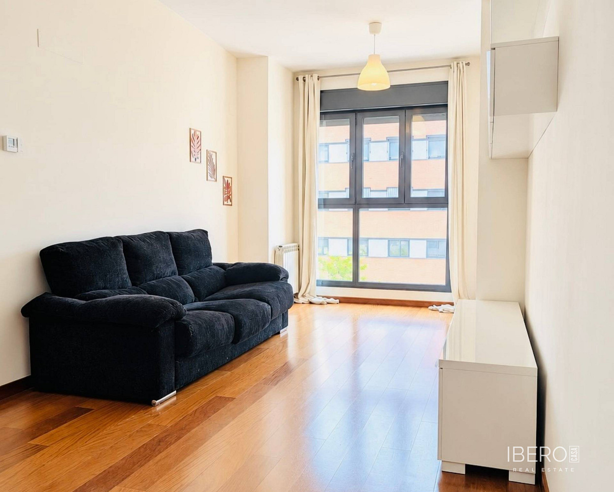 Piso 2+kk – Madrid, Barrio de los Austrias, Centro - Más