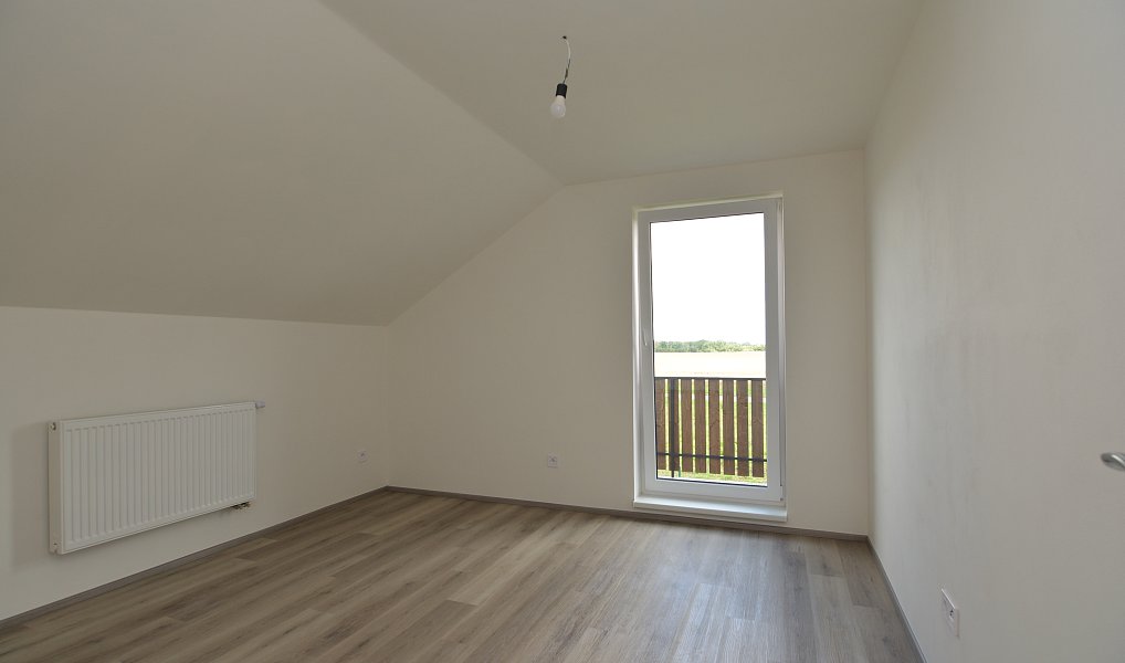 Prodej domu 173 m² s pozemkem 600 m², Hrušov – náhled fotky 6