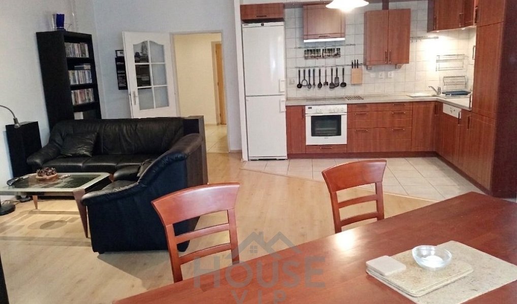 Prodej bytu 2+kk 66 m², Praha – náhled fotky 3