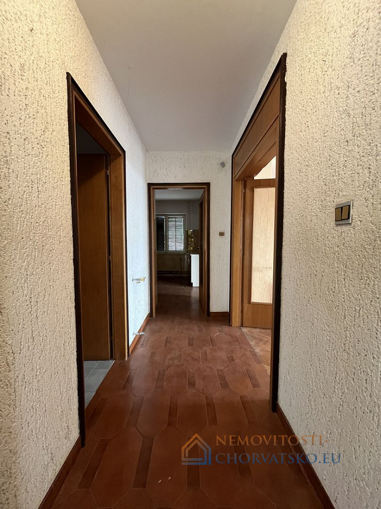 Prodej domu 302 m² s pozemkem 496 m² - Vista 6