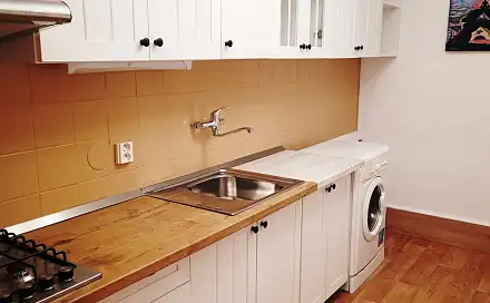 Pronájem bytu 1+1 52 m²