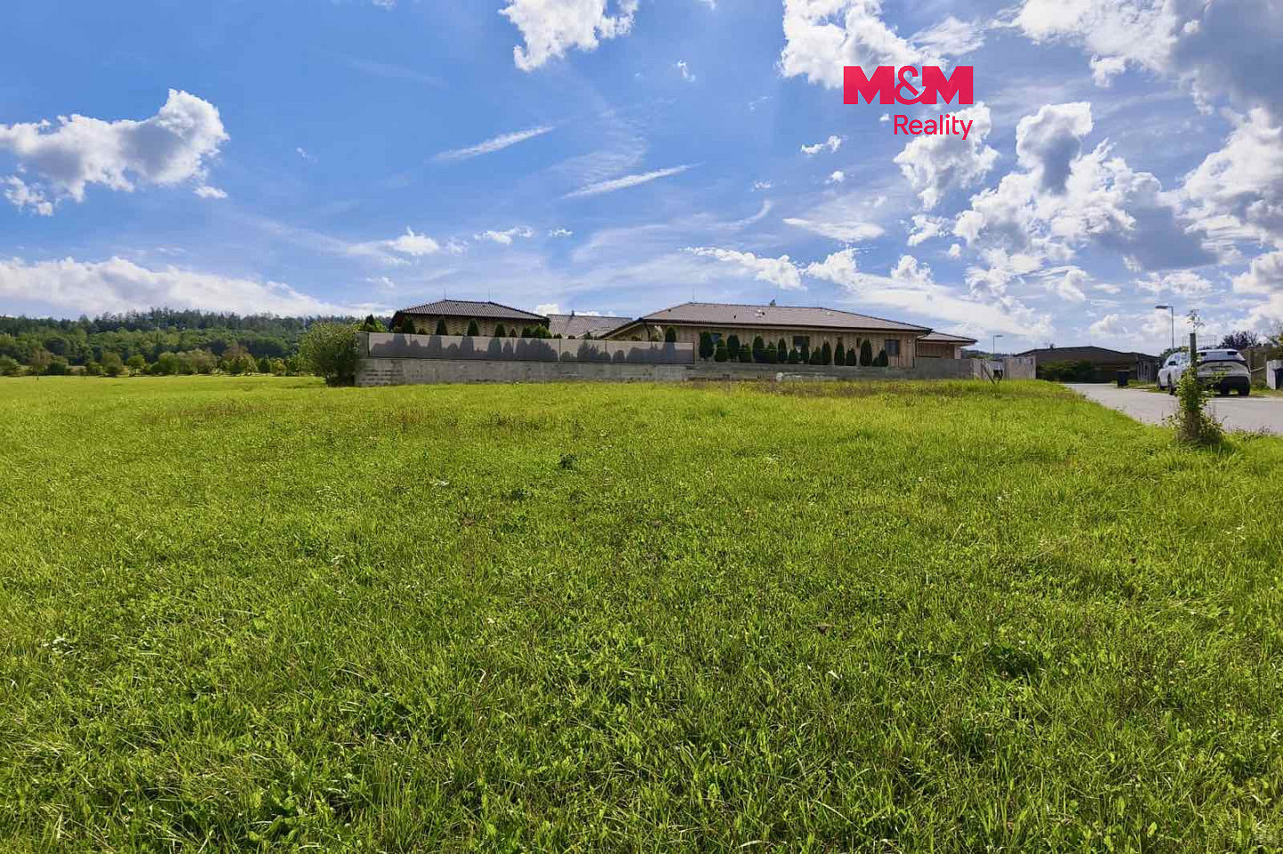 Prodej stavebního pozemku 1 293 m²