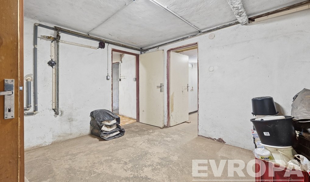 Prodej domu 150 m² s pozemkem 1 131 m², Lovčice – náhled fotky 31