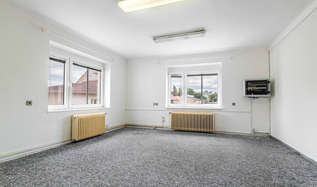 Pronájem kanceláře 42 m², Rakovník – náhled fotky 7