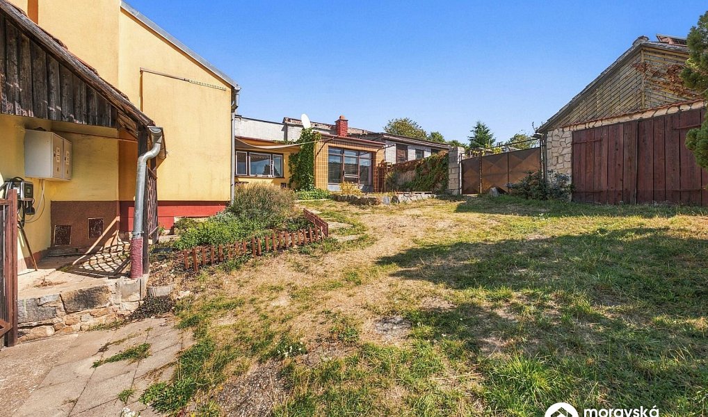 Prodej domu 193 m² s pozemkem 925 m², Zakřany – náhled fotky 28