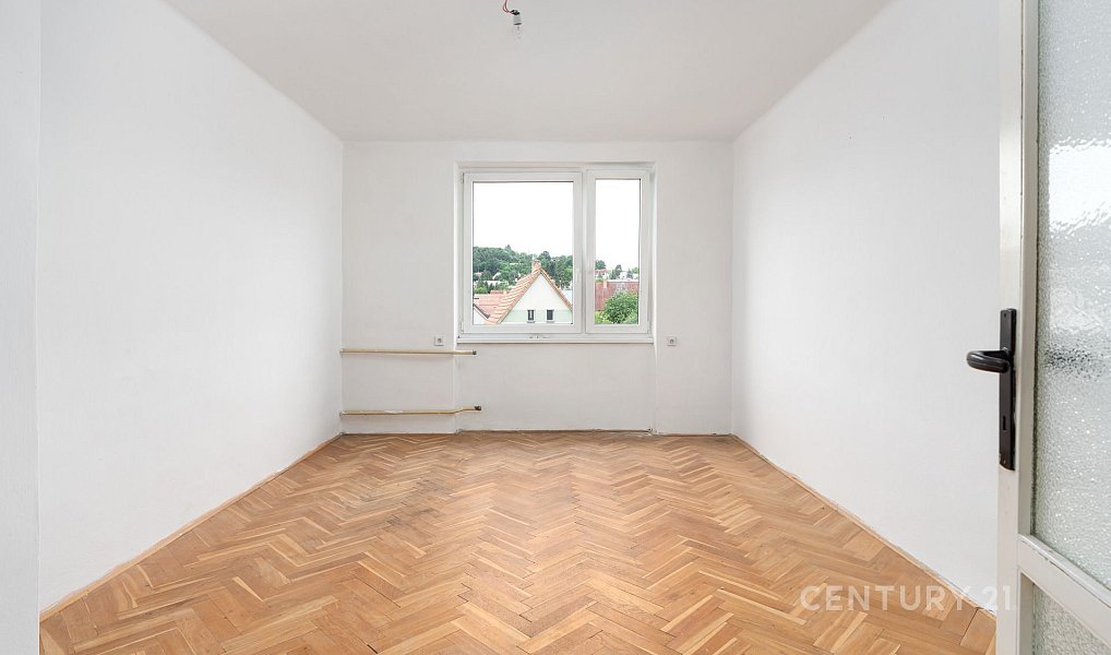 Prodej bytu 3+1 90 m², Sedlčany – náhled fotky 8
