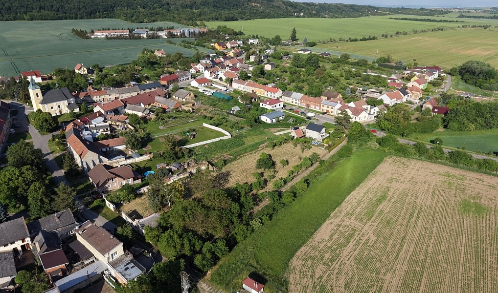 Prodej stavebního pozemku 3 849 m², Stařechovice – náhled fotky 9